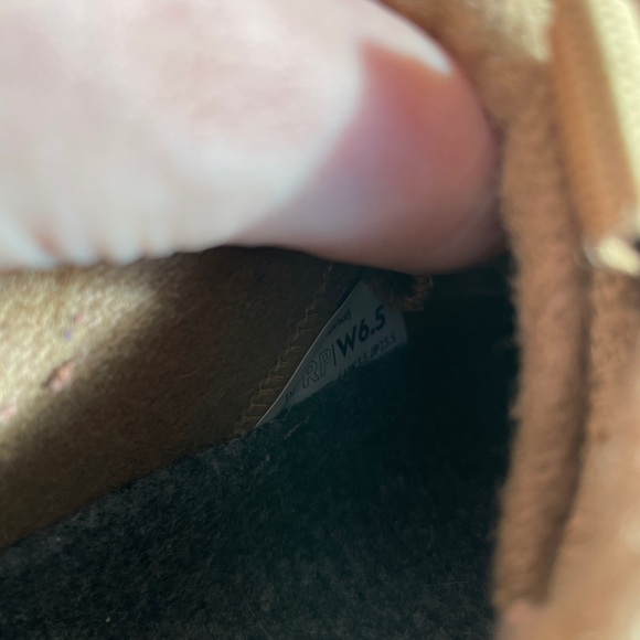 Allbirds Womens Wool Runner Protect Sneakers Tan Size 6.5 Business Casual Office - Picture 6 of 7